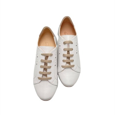  sneakers in  colore beige tacco piatto fino a 1 cm        