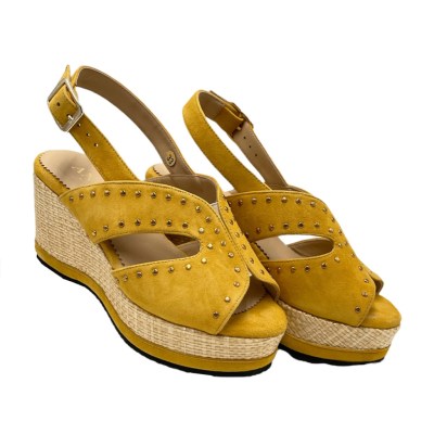 Angela Calzature Numeri Speciali special numbers Shoes Yellow chamois heel 7 cm