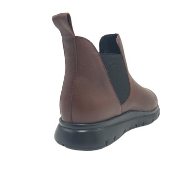 Frau  Shoes marrone leather heel 2 cm
