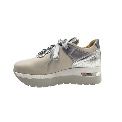 COMART calzaturificio sneakers in pelle colore beige tacco medio 4-7 cm   comodità made in italy     