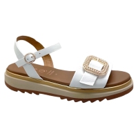 REPO 60272 sandalo di tendenza  con platform sottopiede memory bianca e grande fibbia gioiello